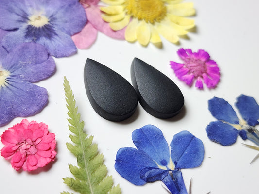 Black jade Actinolite pair (matte)