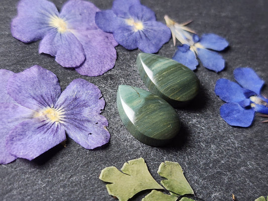 Gary green jasper / Larsonite pair