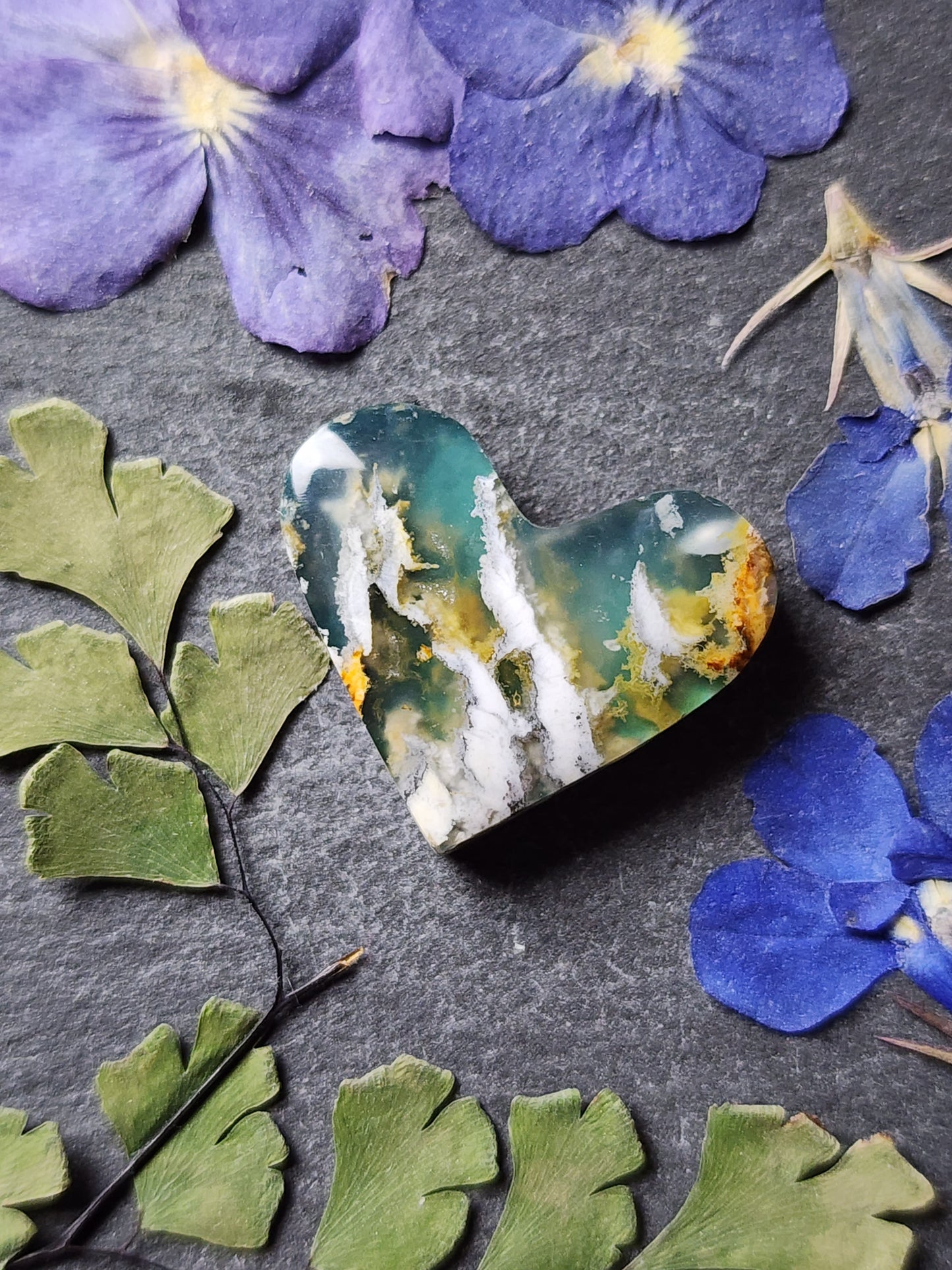 Bella Vista plume agate Doublet heart