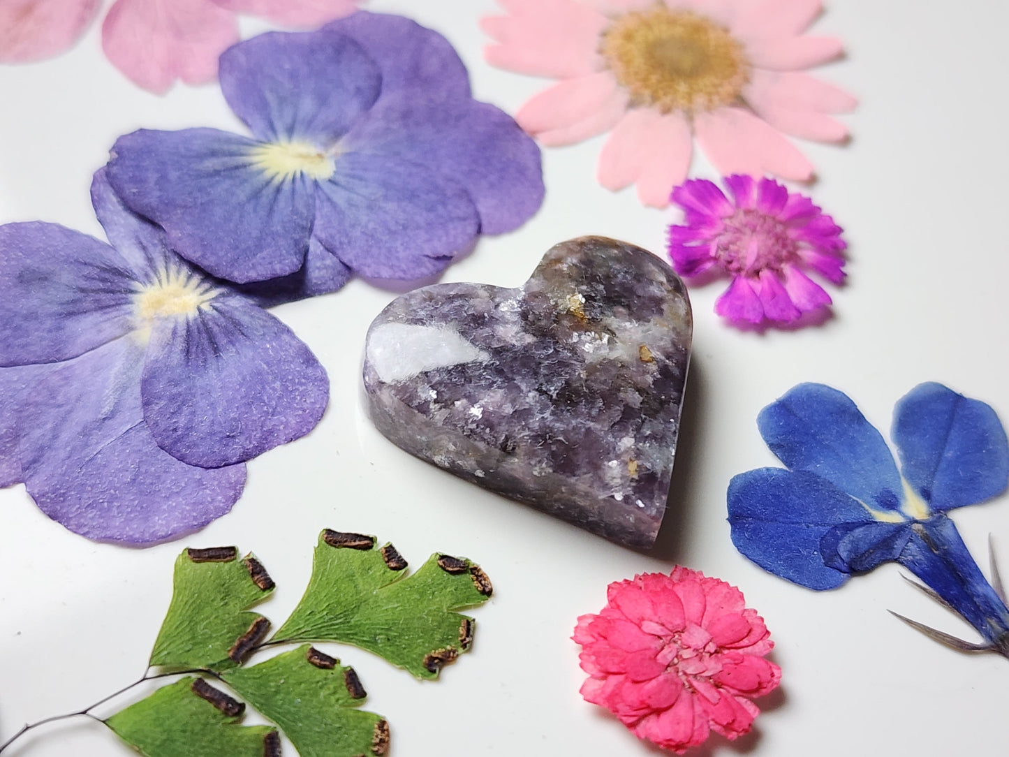 Lepidolite heart