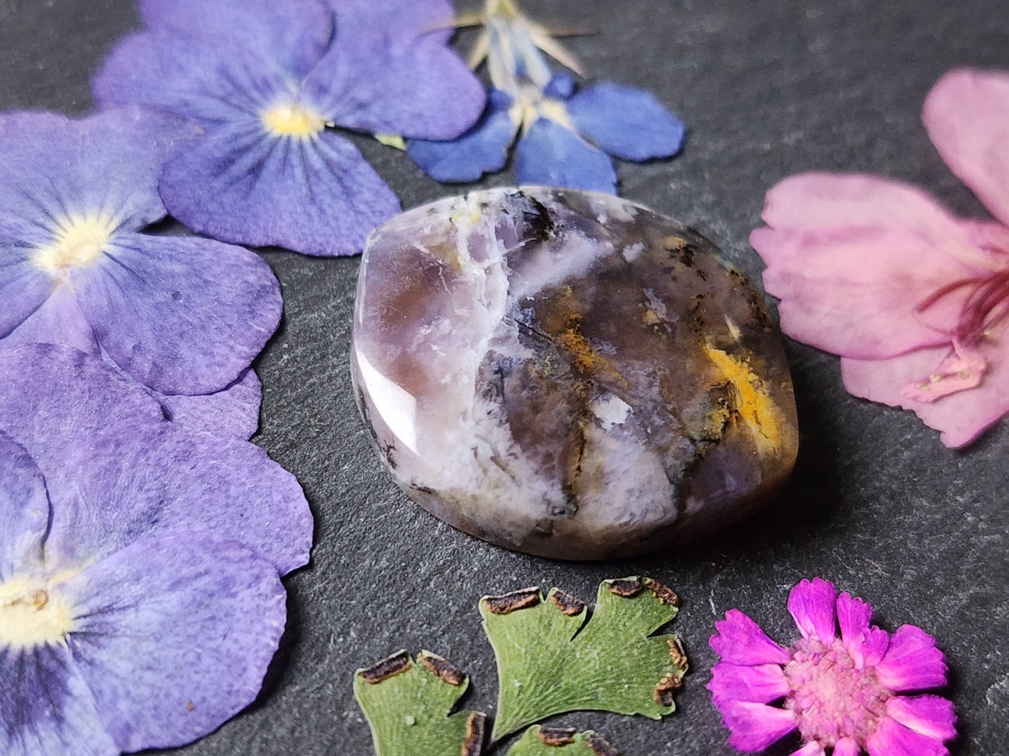 Amethyst sage agate
