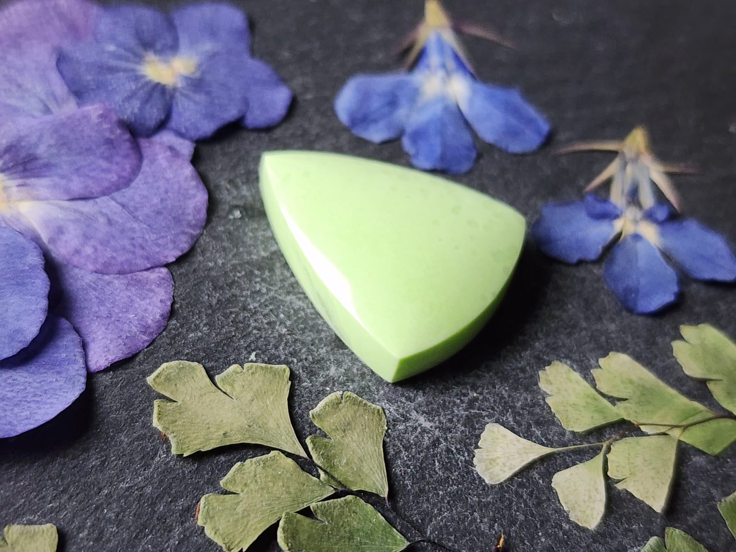 Citron / Lemon chrysoprase