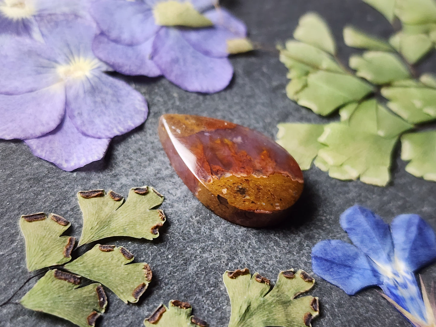 Confetti agate
