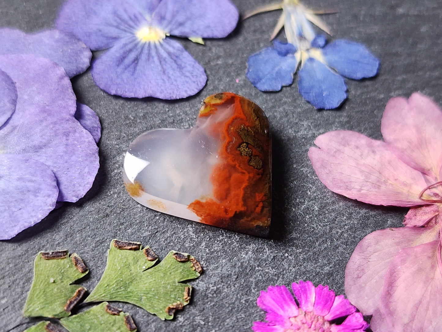 Moroccan seam agate heart