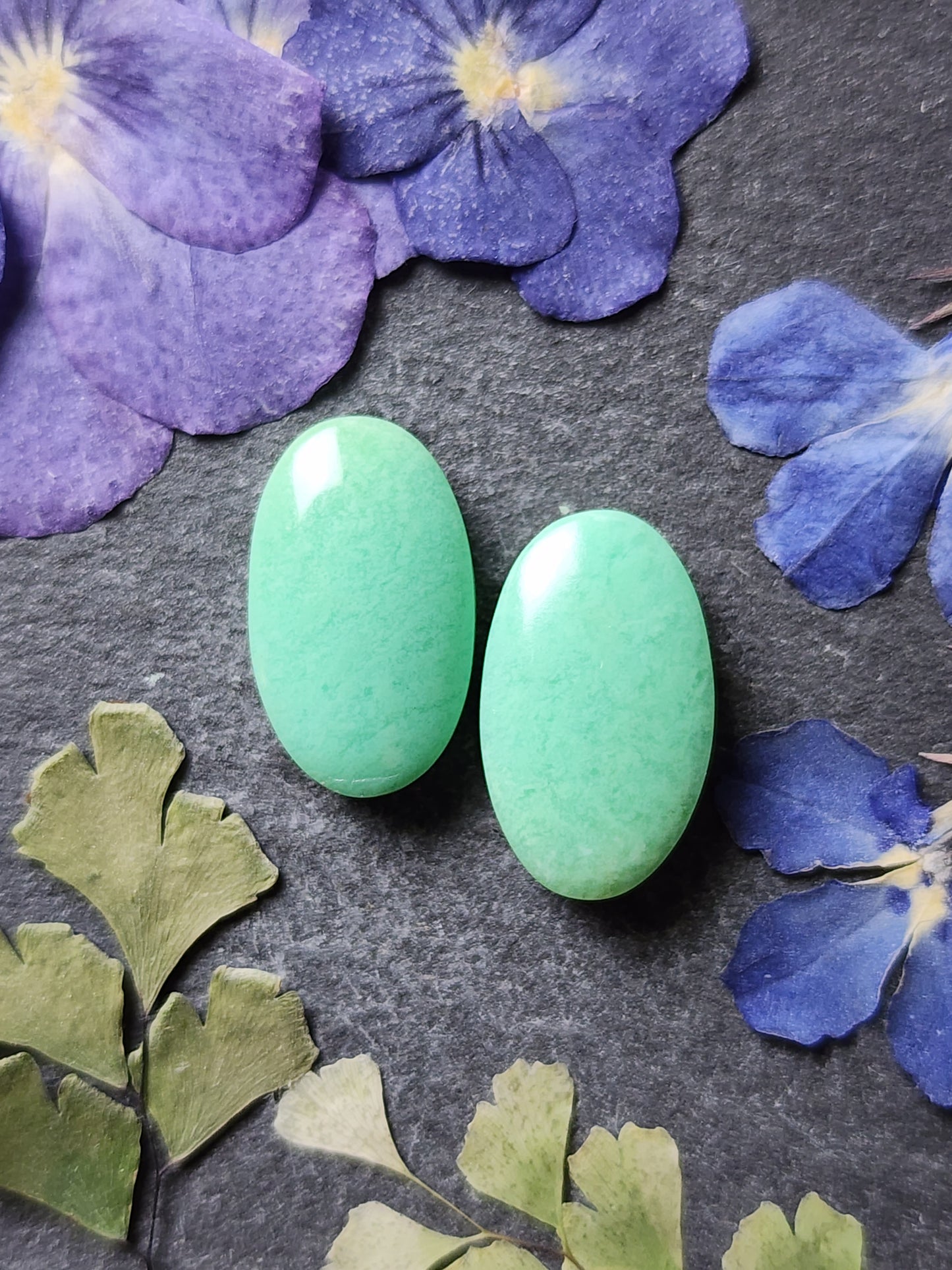 Newman Chrysoprase pair