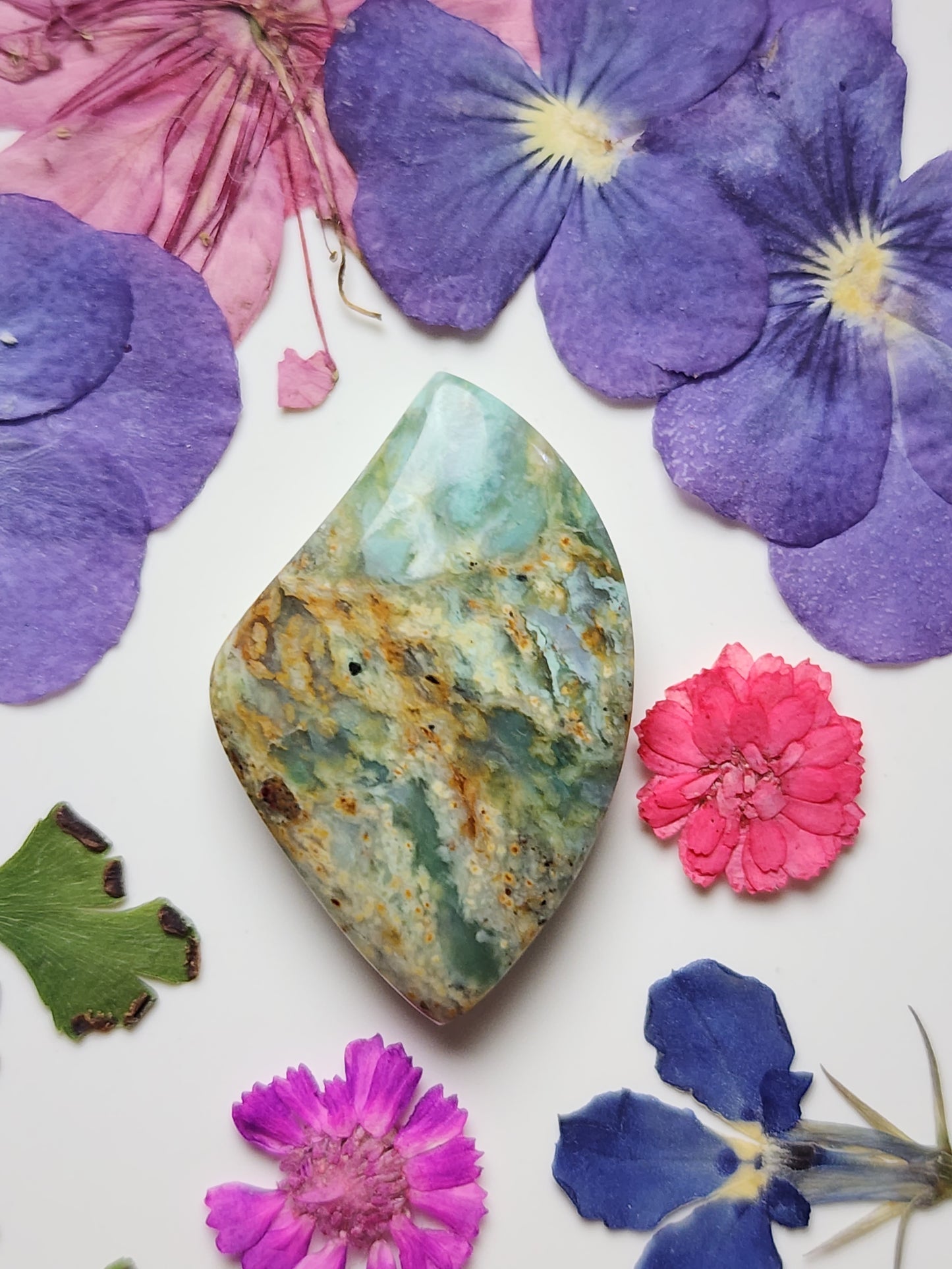 Clear Creek plasma agate