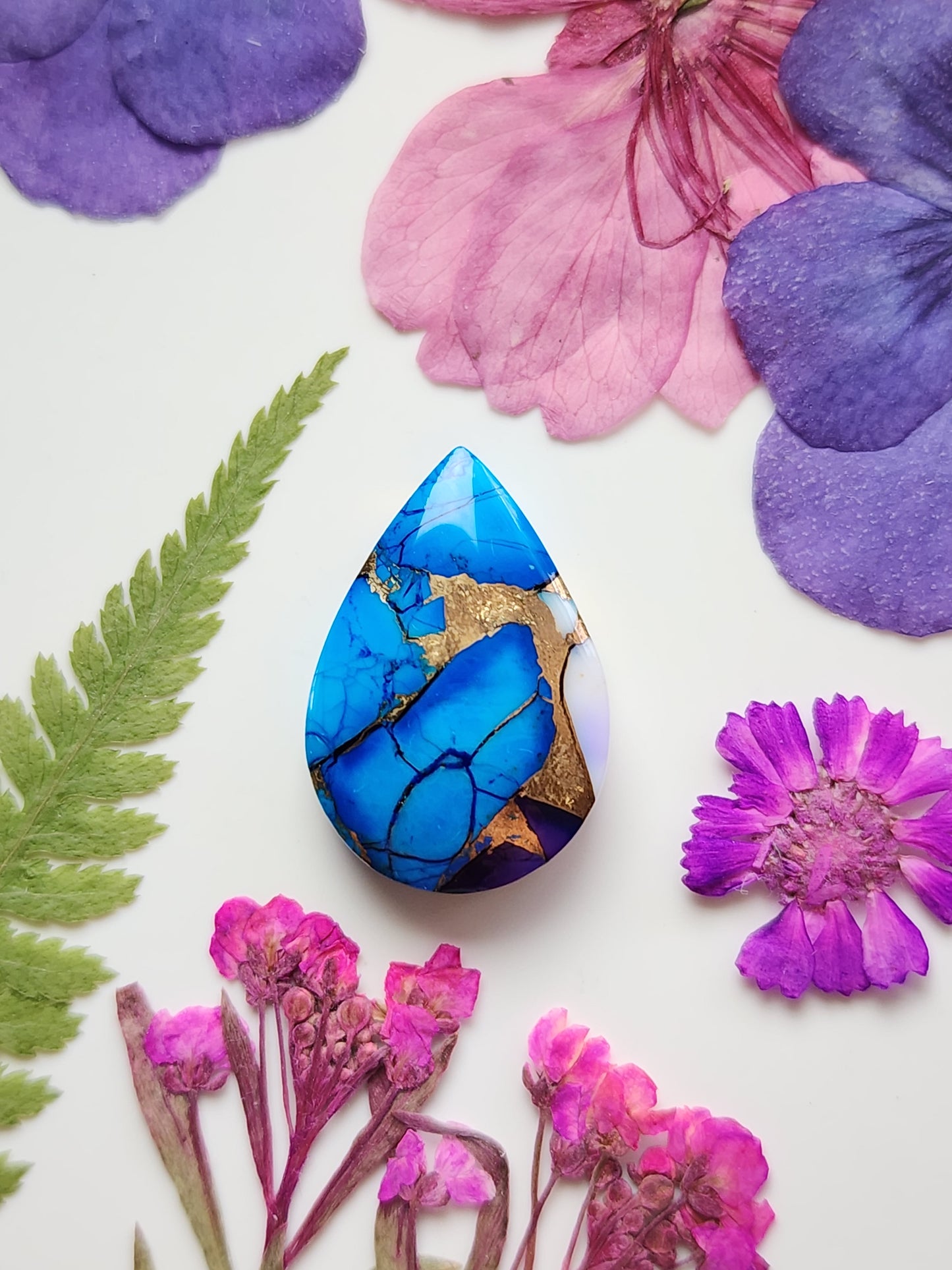 Dahlia blue with bronze