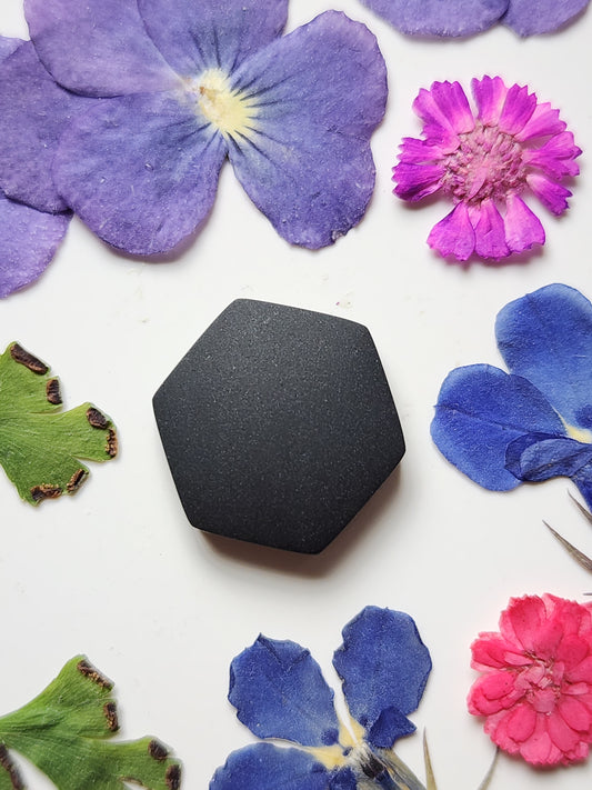 Black jade Actinolite (matte)
