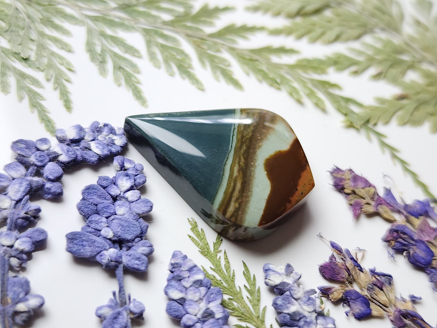 Polychrome jasper