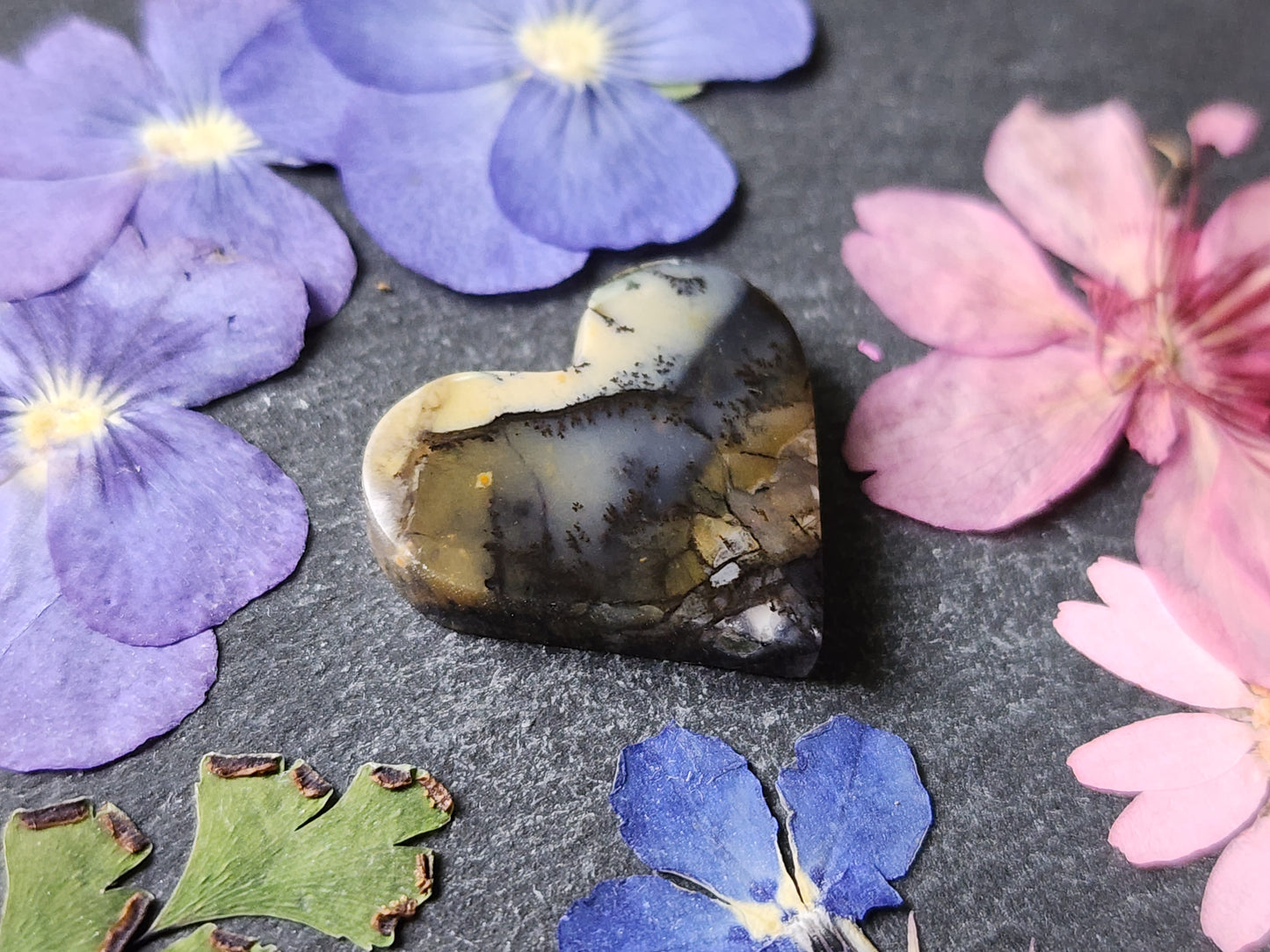 Amethyst sage agate heart