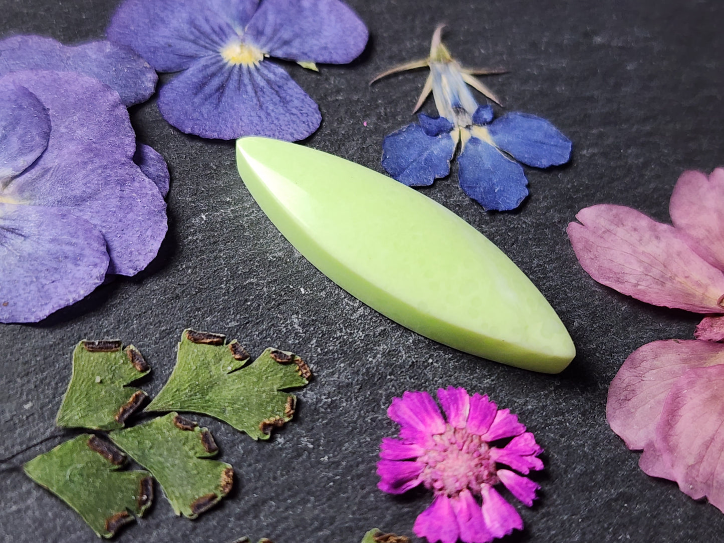Citron/ Lemon chrysoprase