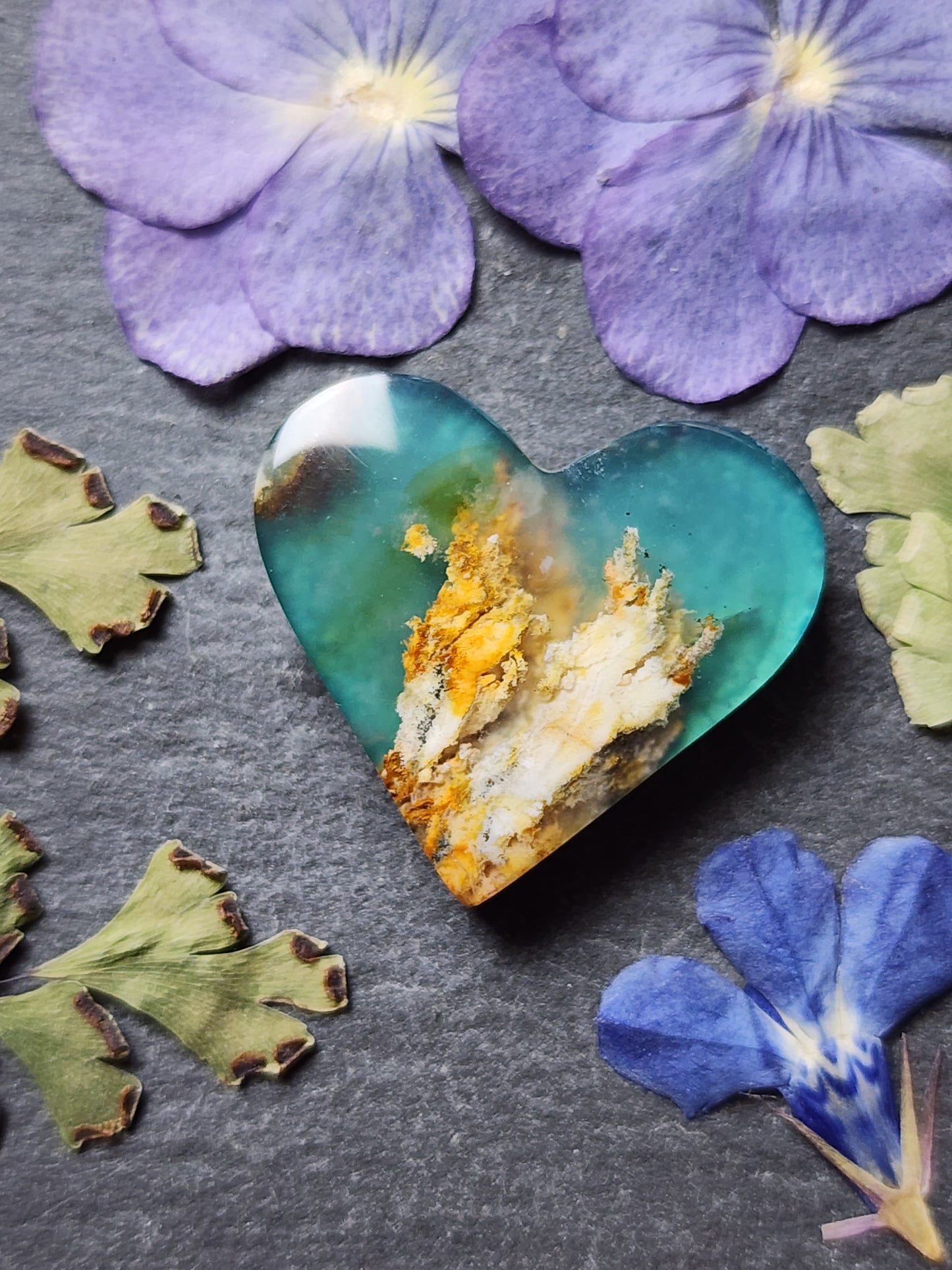 North ridge plume agate heart doublet