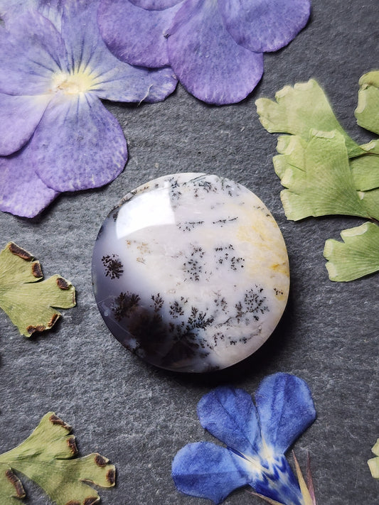 Amethyst sage agate