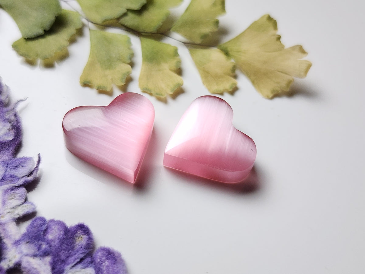 Fiber optic cat's eye glass heart pair