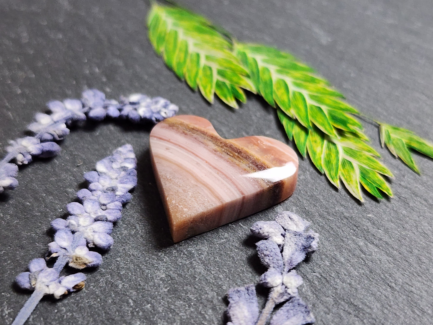 Windy Mountain agate heart