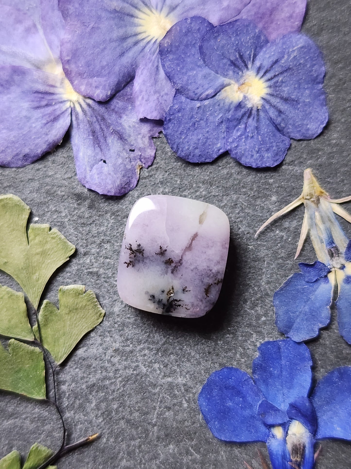 Amethyst sage agate