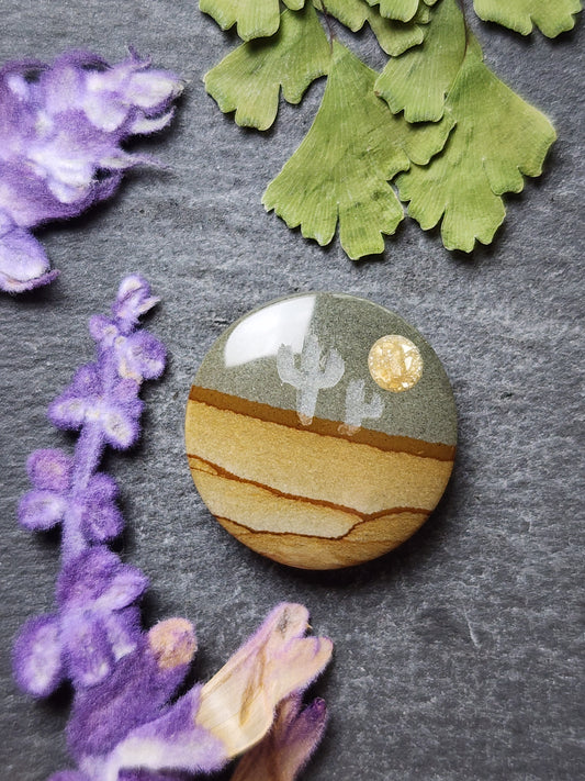 Desert Moonrise : Cripple creek jasper