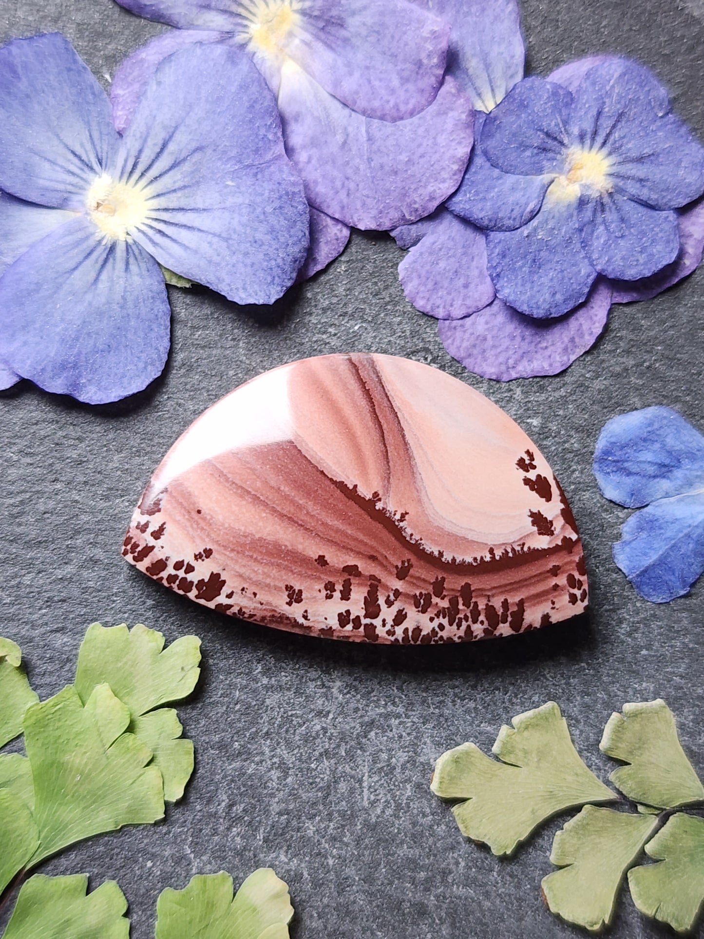 Mimbres Valley Apache Dendritic Rhyolite