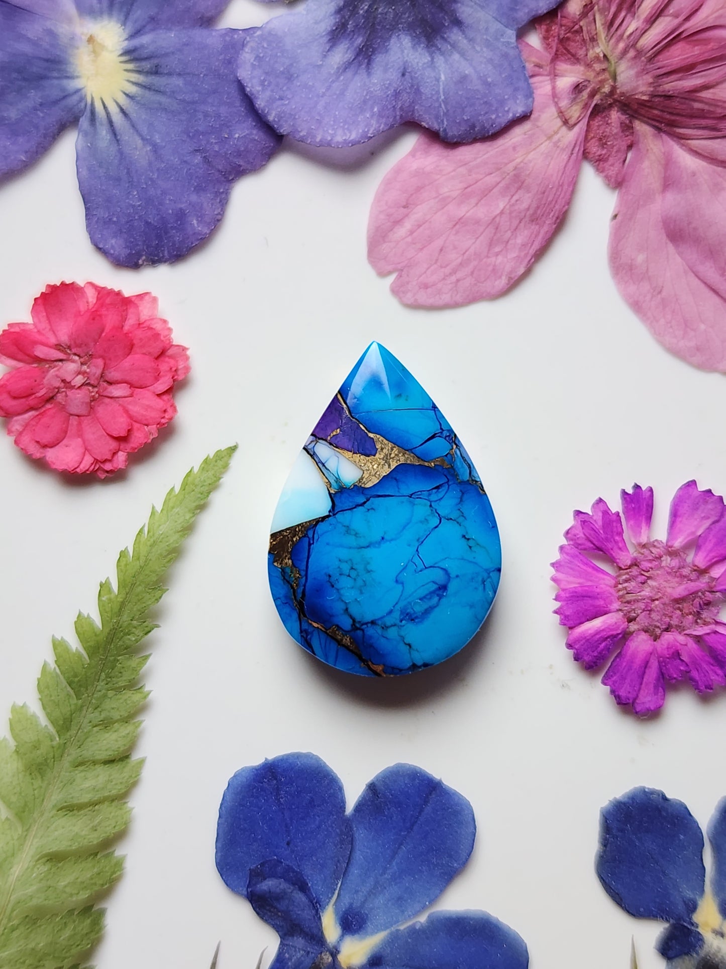 Dahlia blue with bronze composite