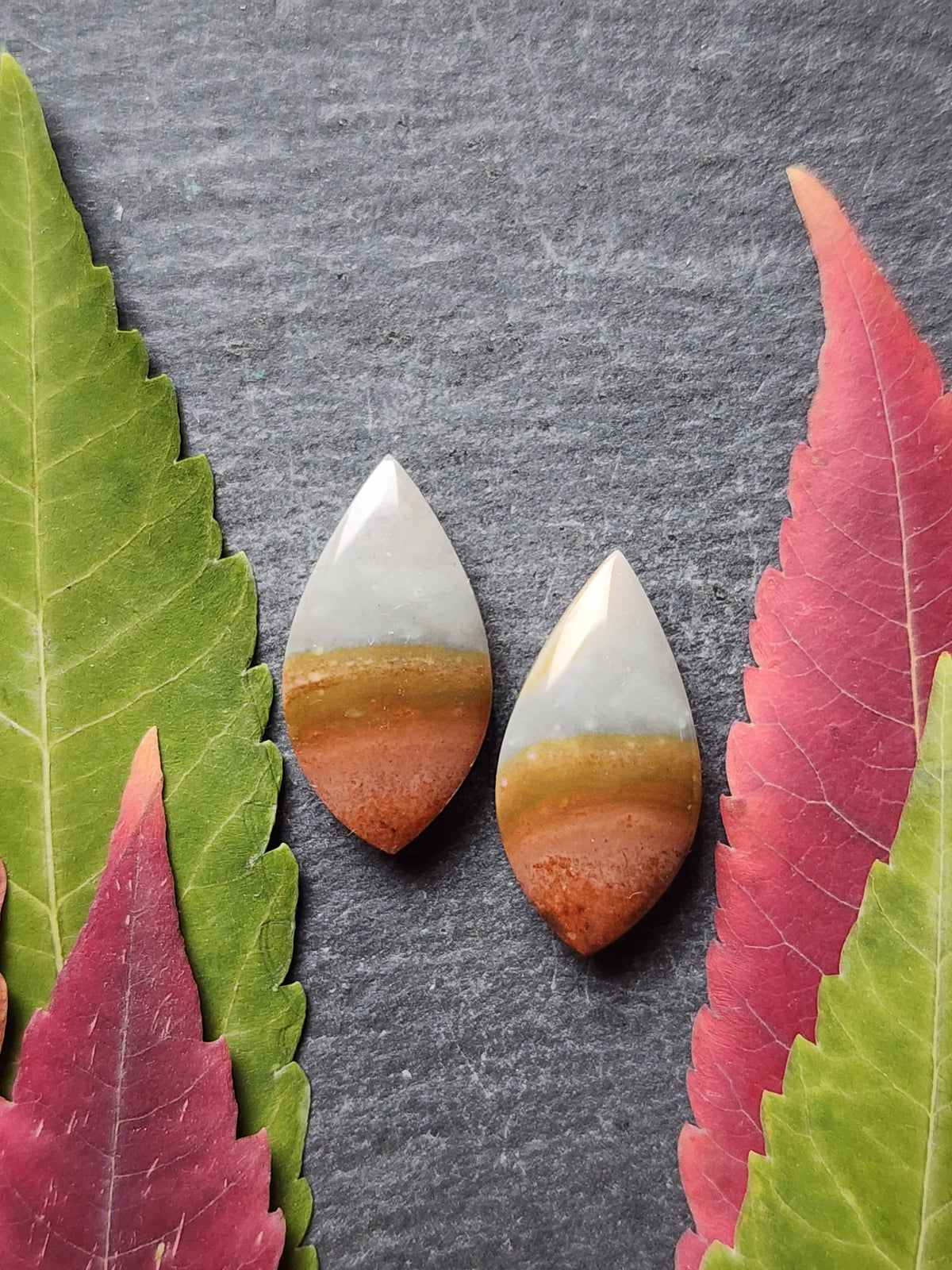 Polychrome jasper pair