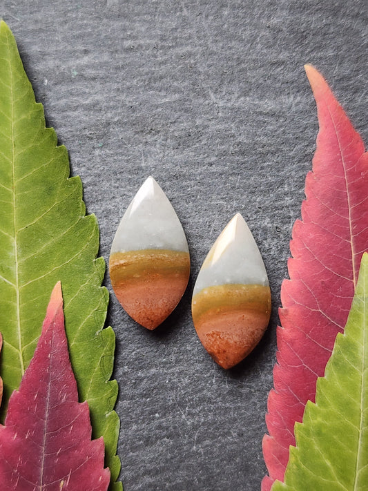 Polychrome jasper pair