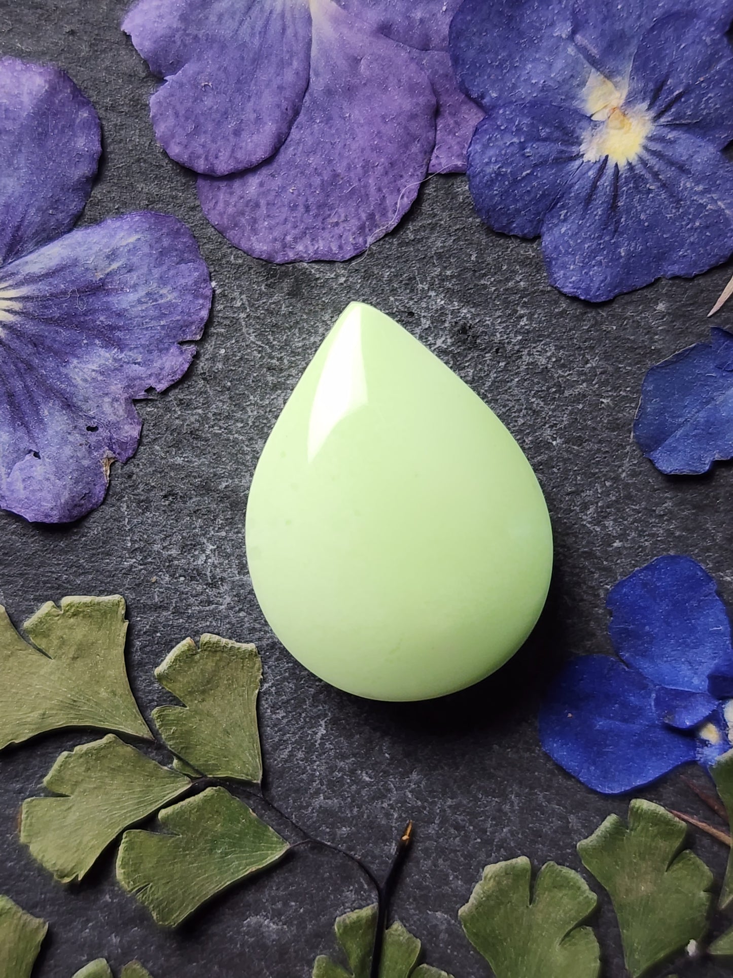 Lemon/ Citron chrysoprase