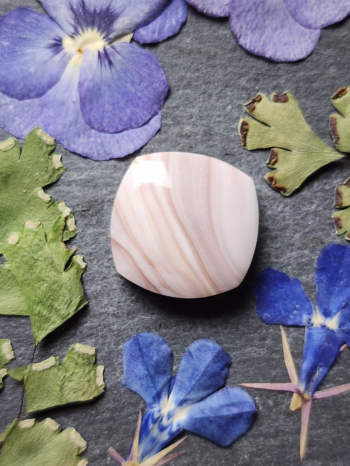 Windy Mountain agate