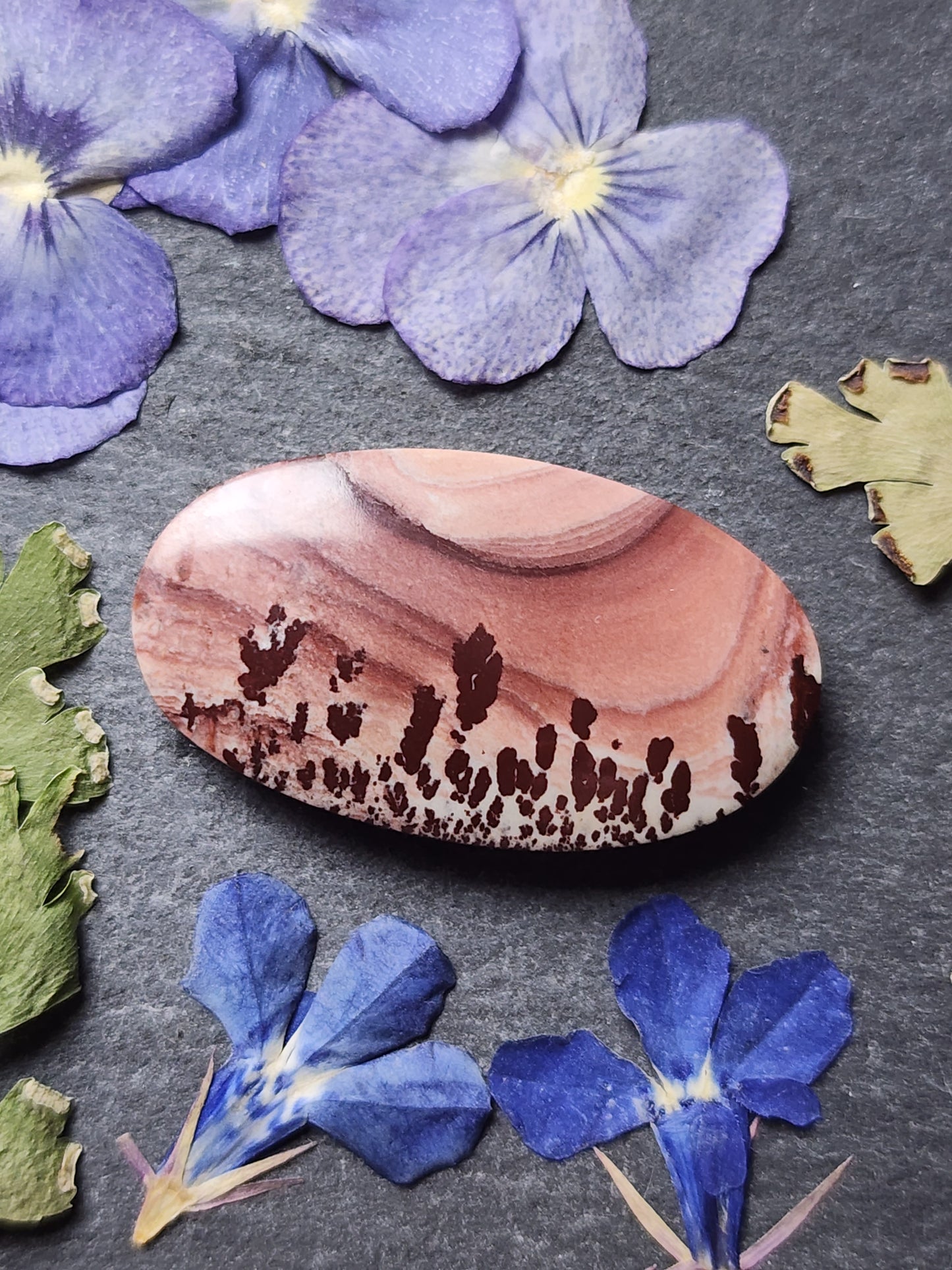 Mimbres Valley Apache Dendritic Rhyolite