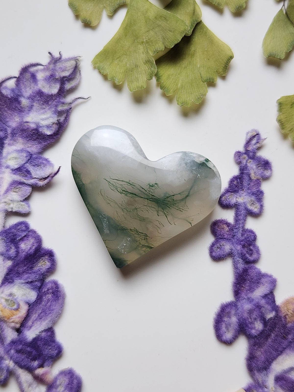 Moss agate heart