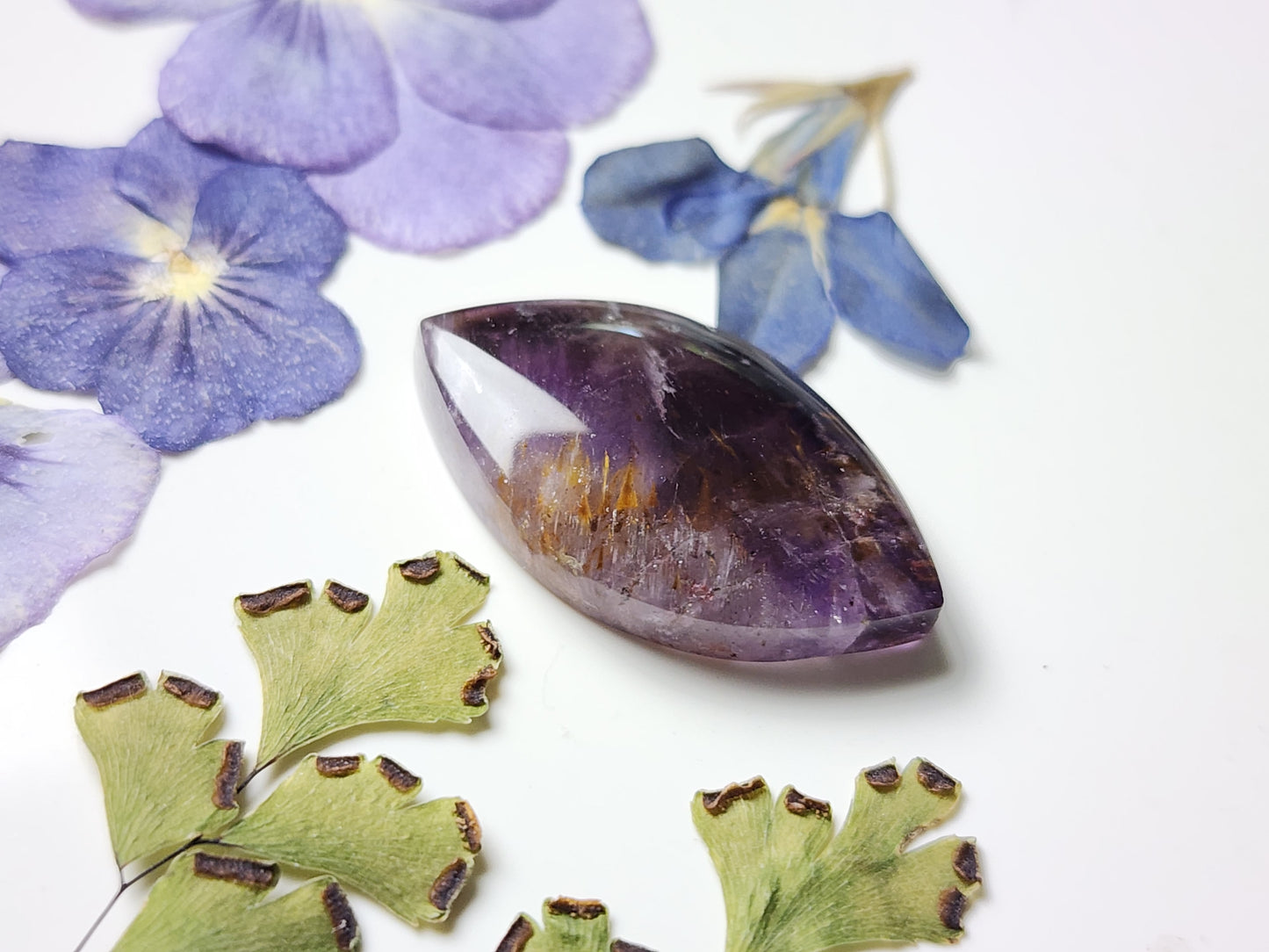 Amethyst Cacoxenite / Super seven