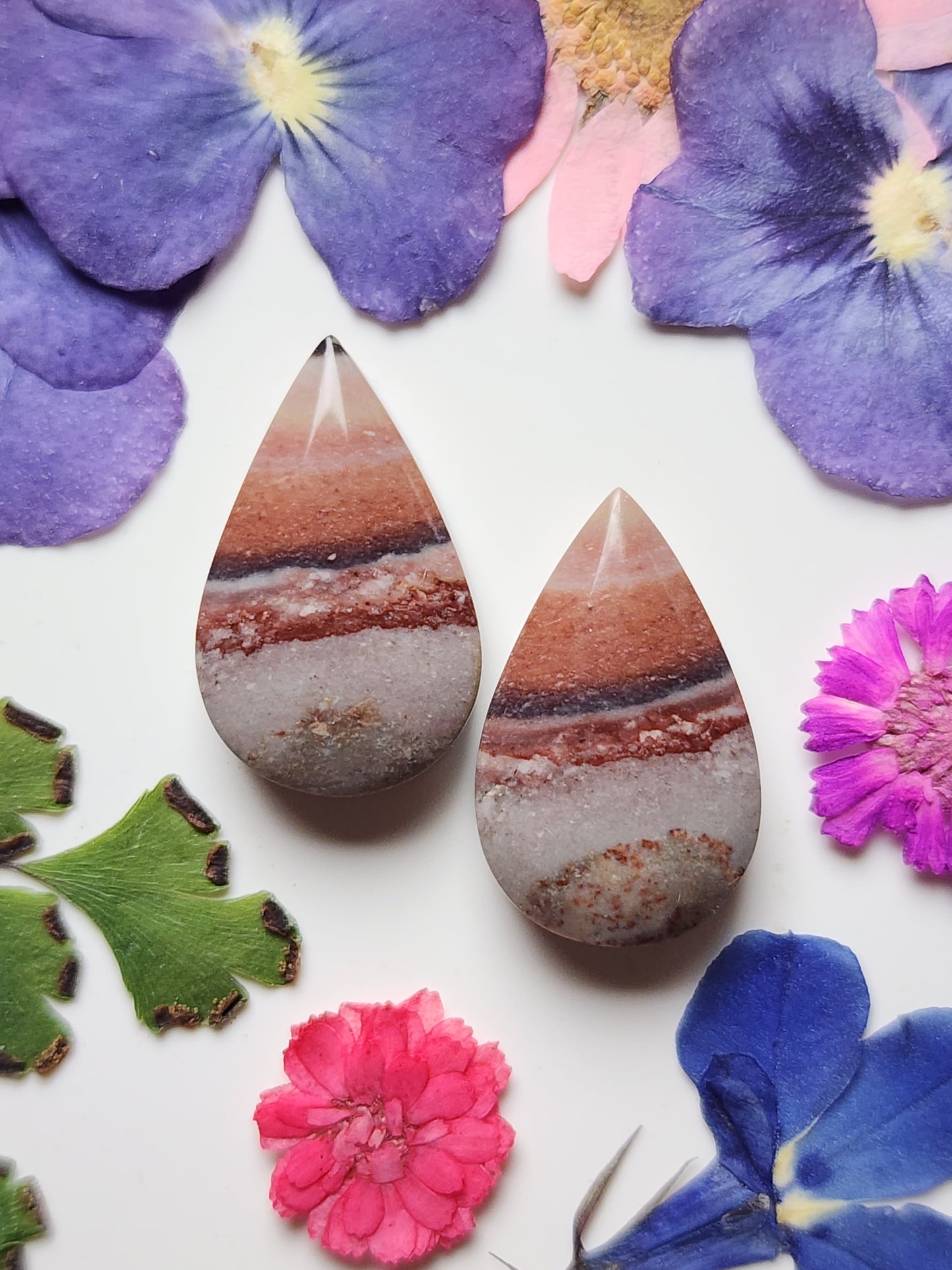 Wonderstone pair