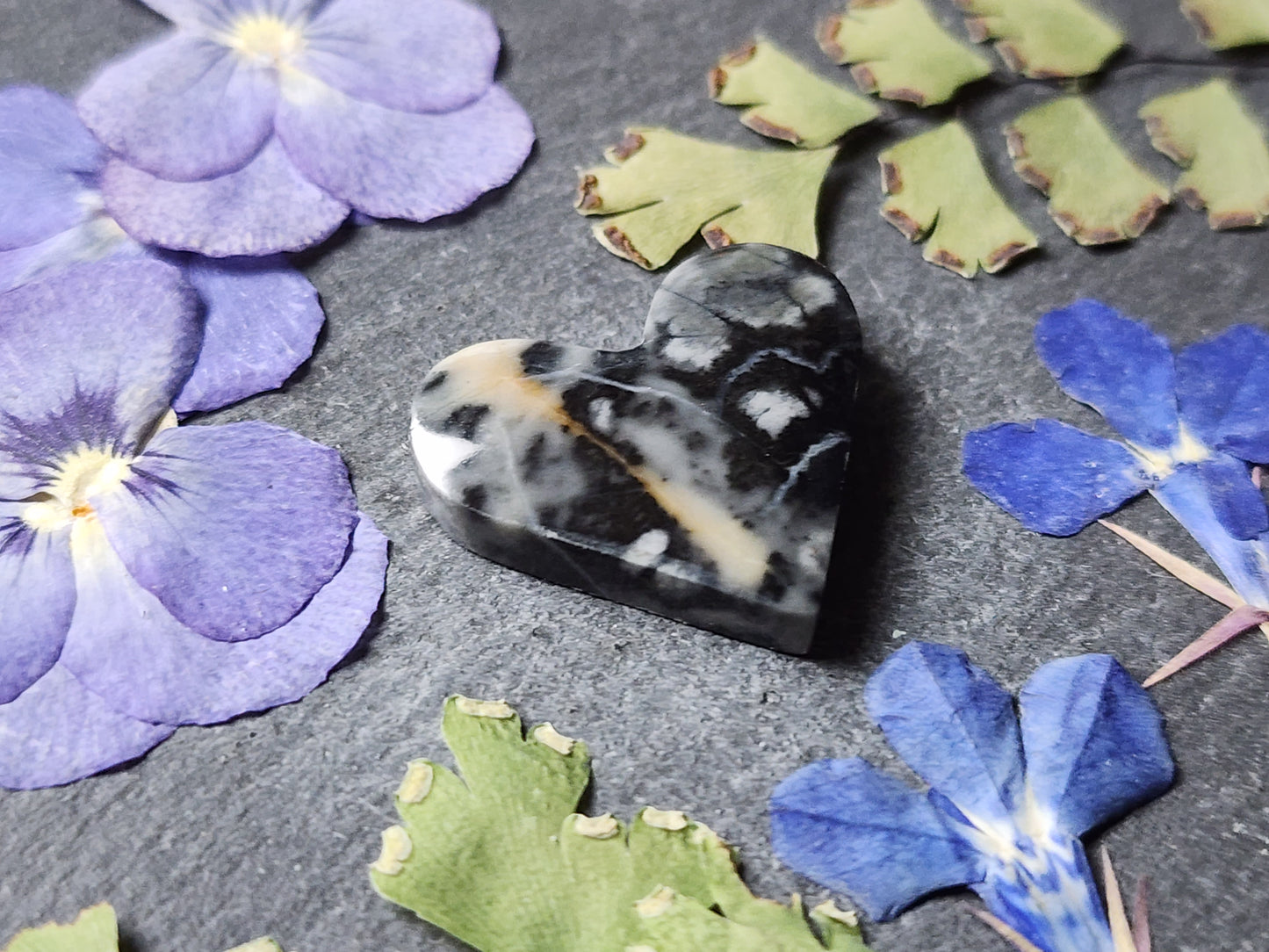 Picasso Marble heart