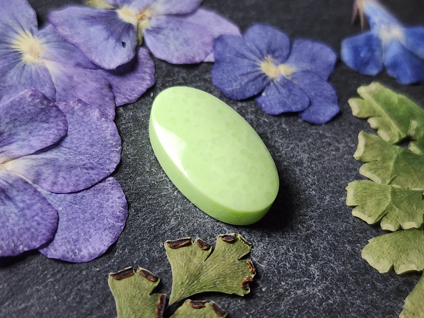 Citron/ Lemon Chrysoprase