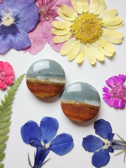 Polychrome jasper pair