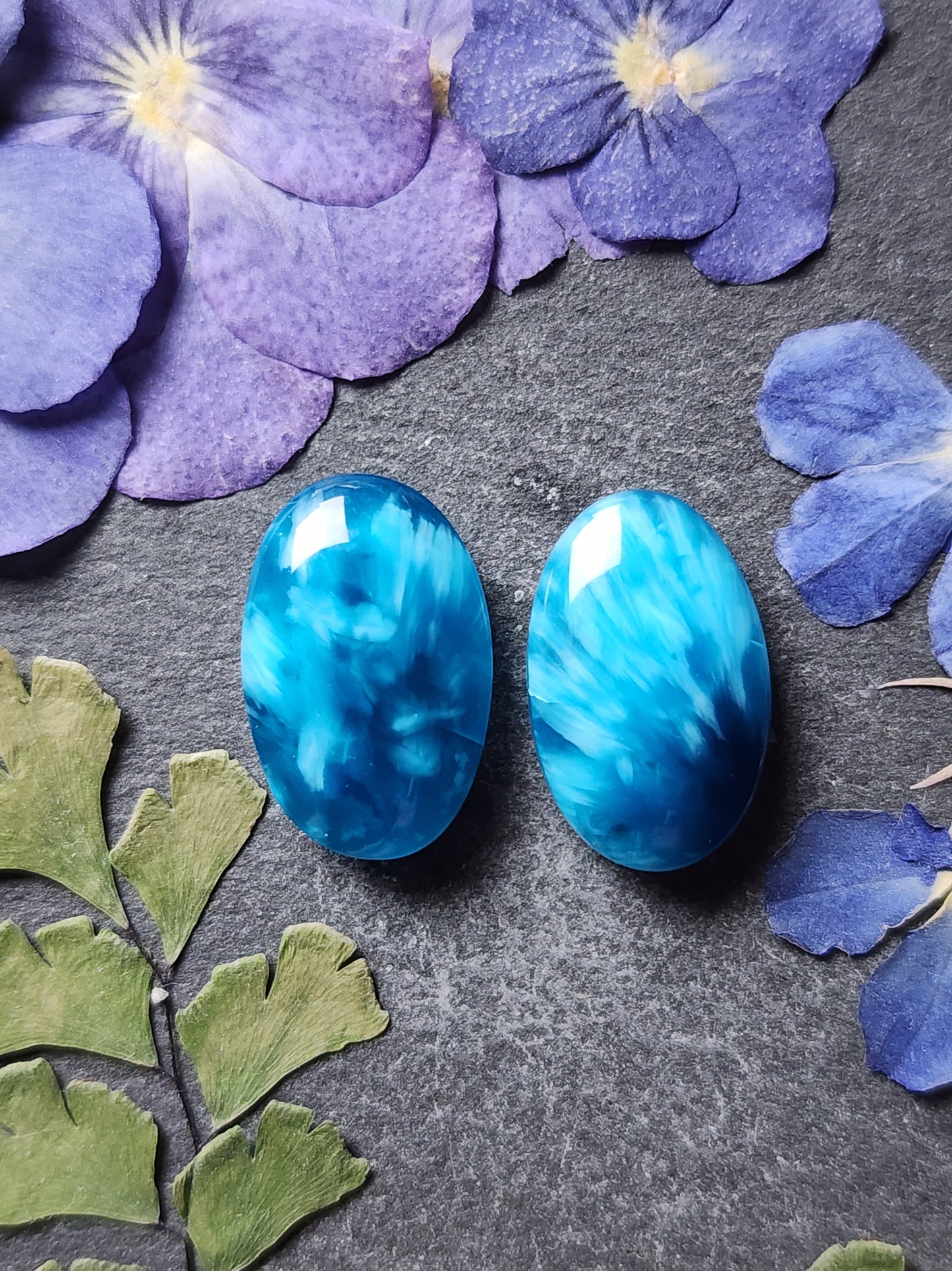 Starburst stone pair