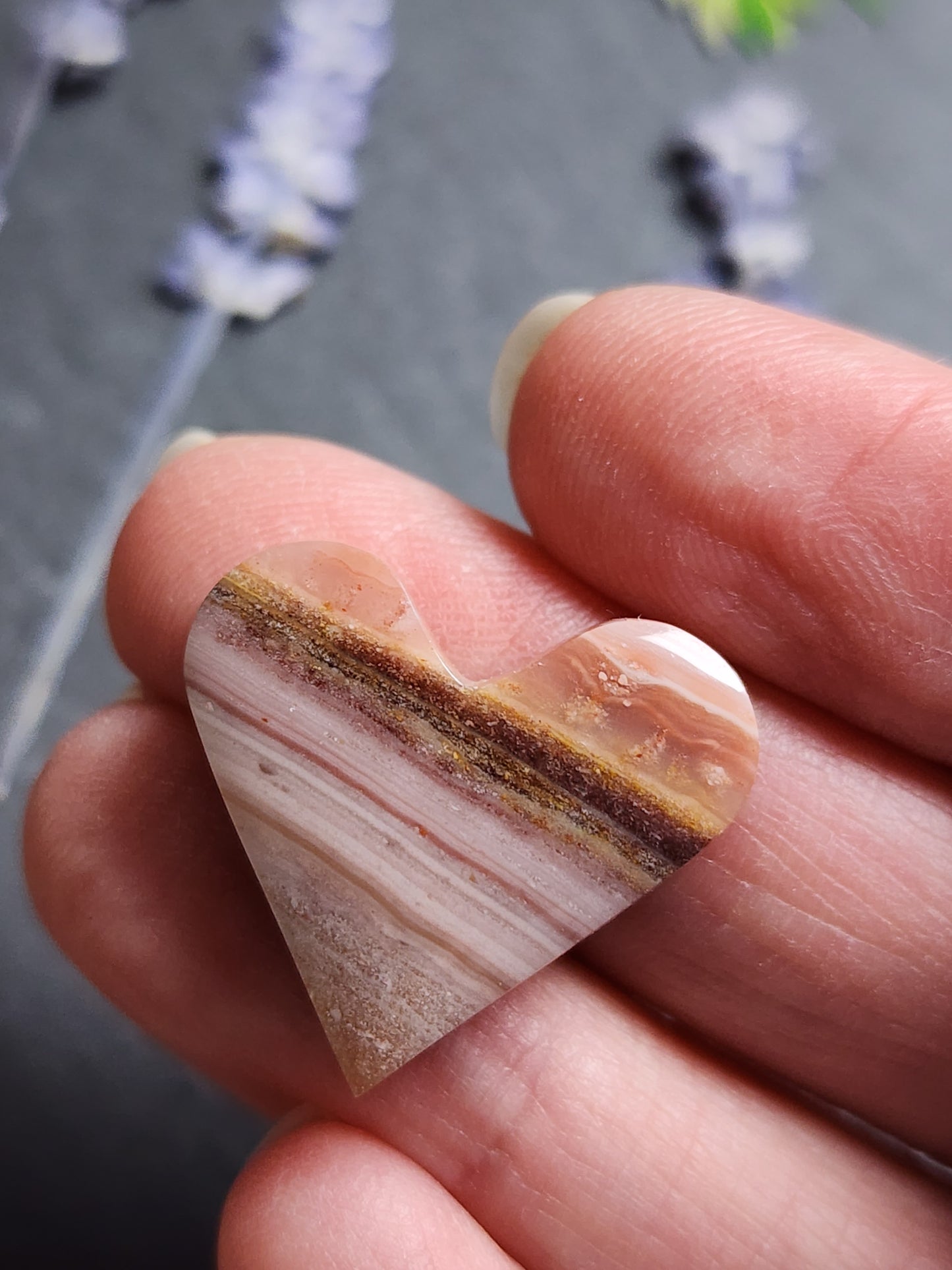 Windy Mountain agate heart
