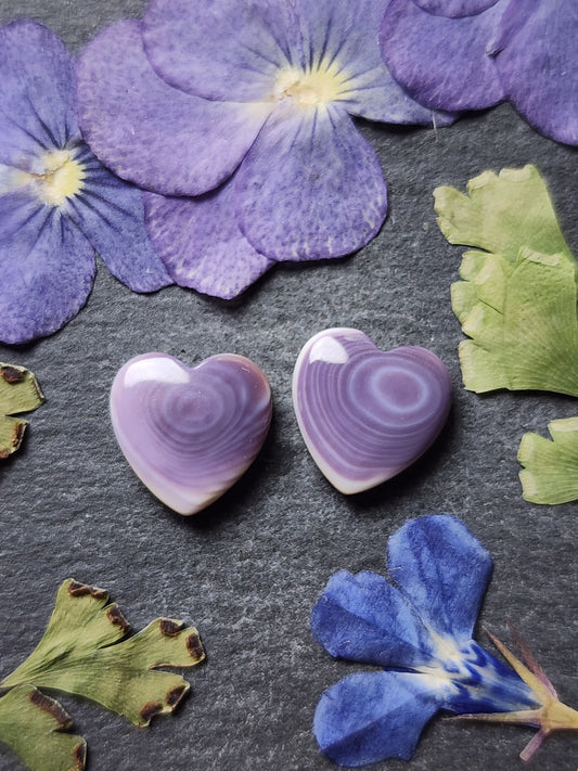 Wampum shell heart pair