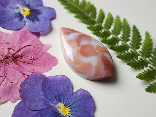 Cotton candy agate