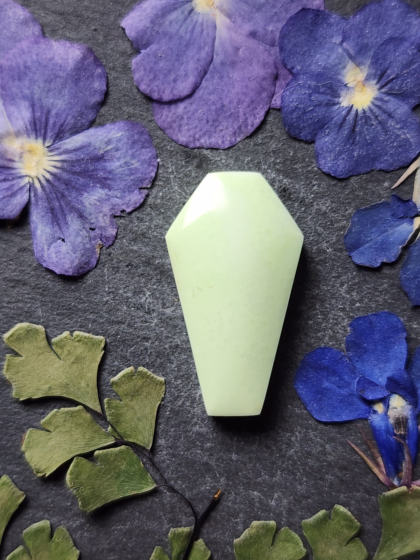 Lemon / Citron Chrysoprase coffin
