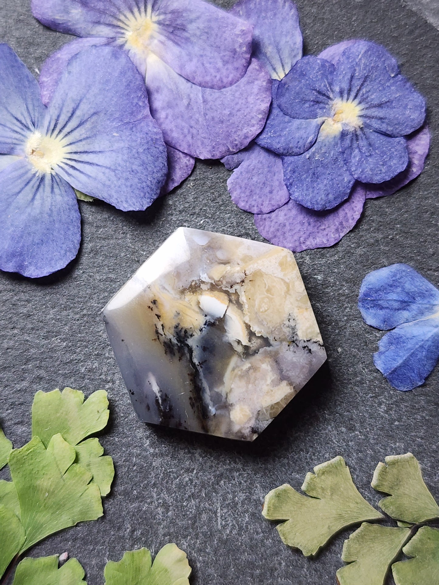 Amethyst sage agate