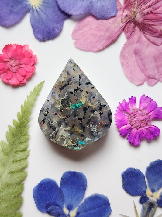 Copper Chrysocolla in quartz