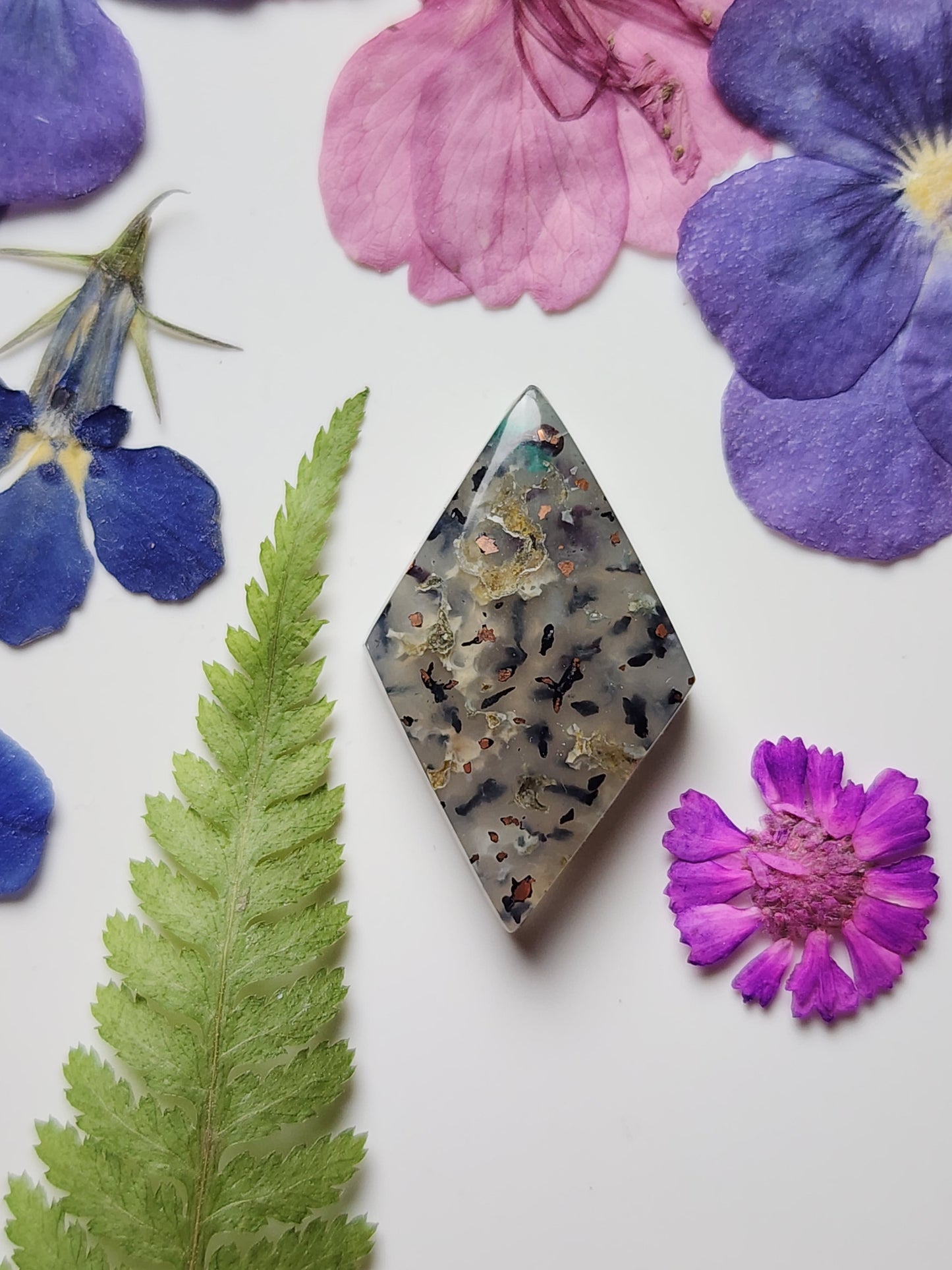 Copper Chrysocolla in quartz