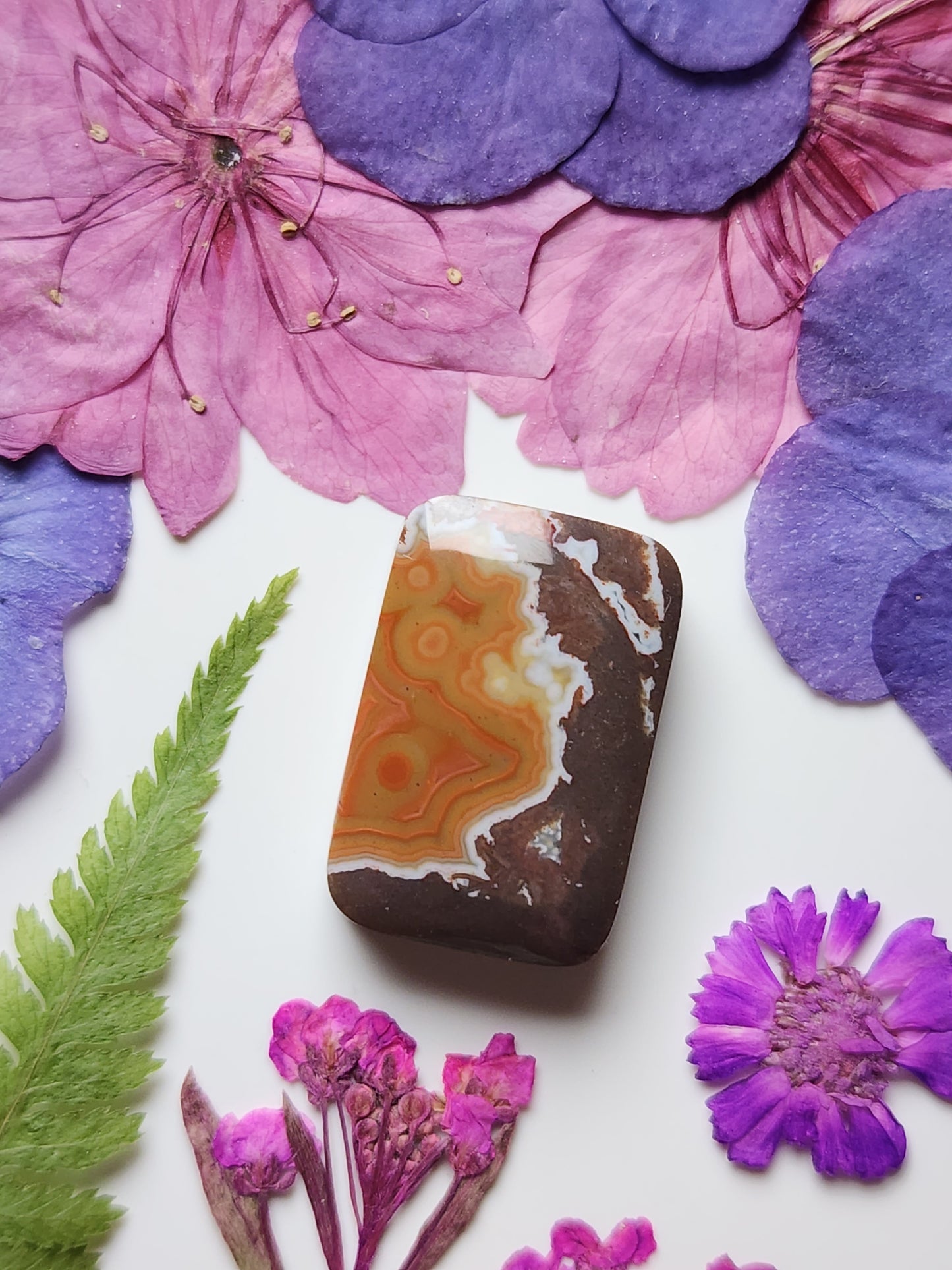 Dryhead agate