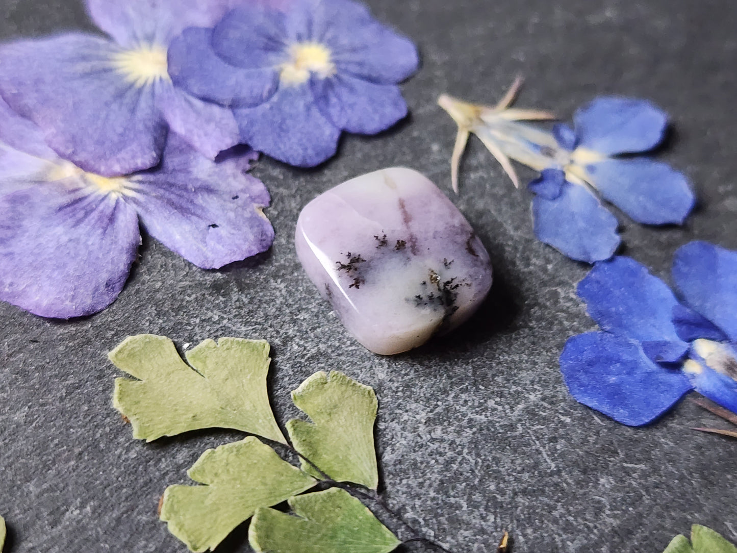 Amethyst sage agate