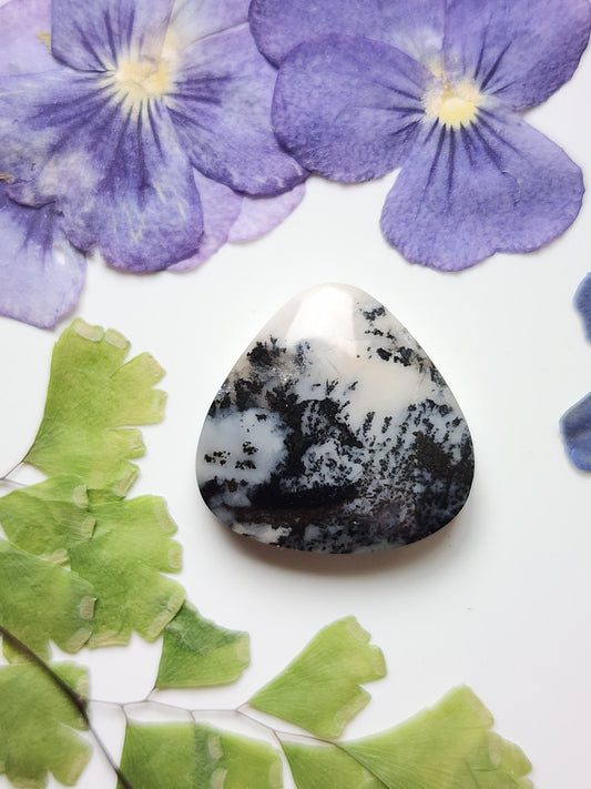 Amethyst sage agate