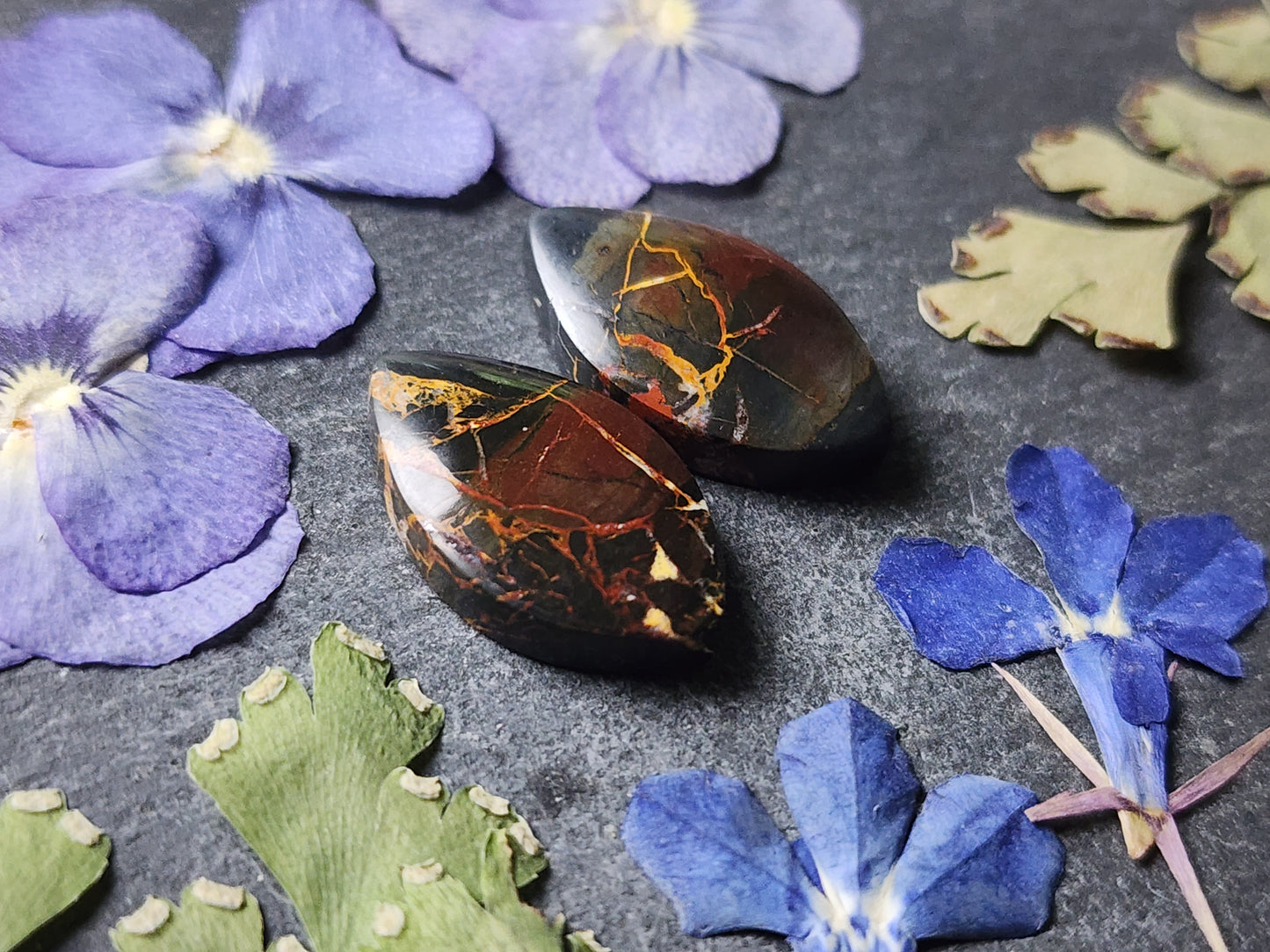 Iron buffalo pair