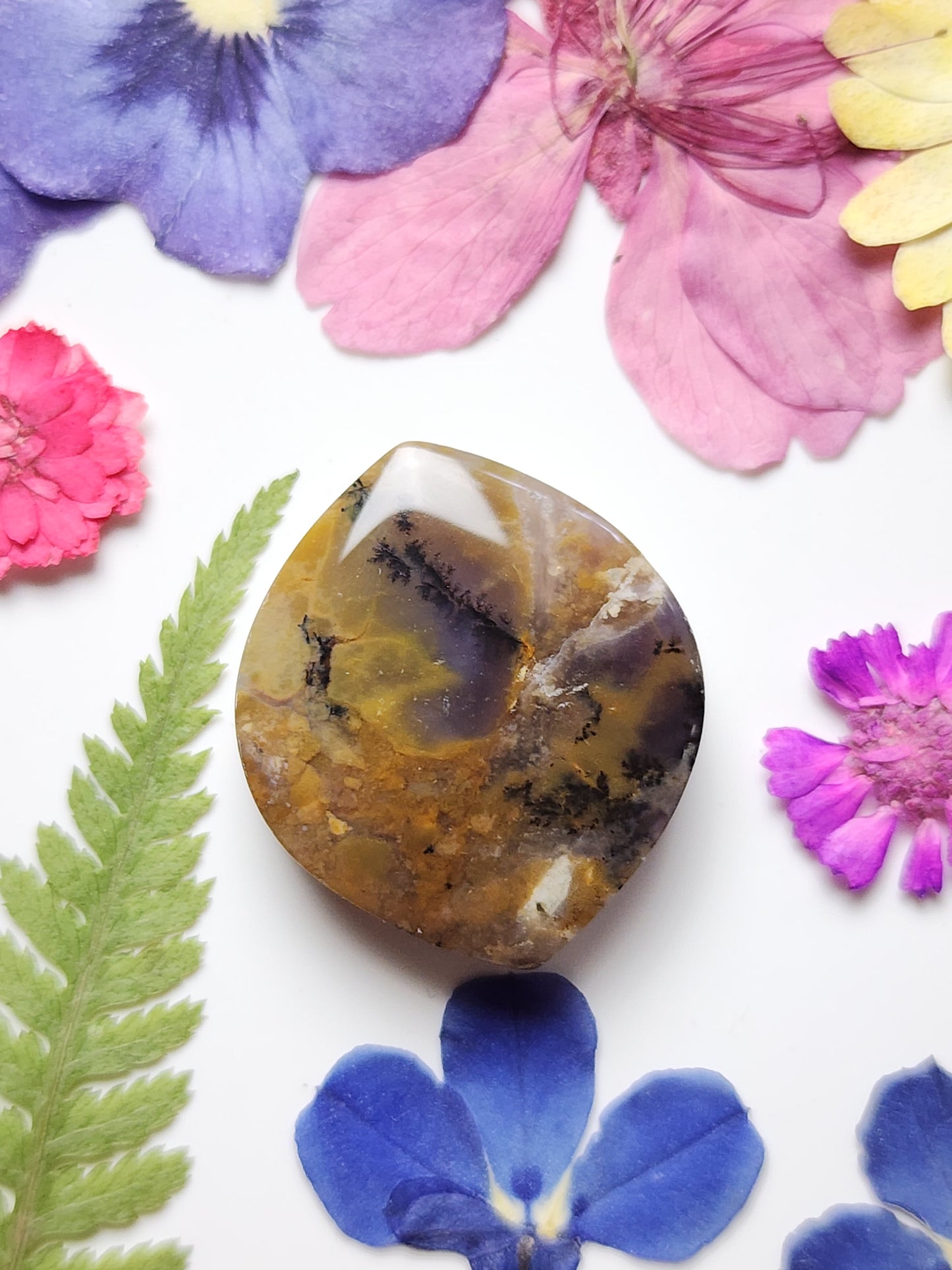 Amethyst sage agate