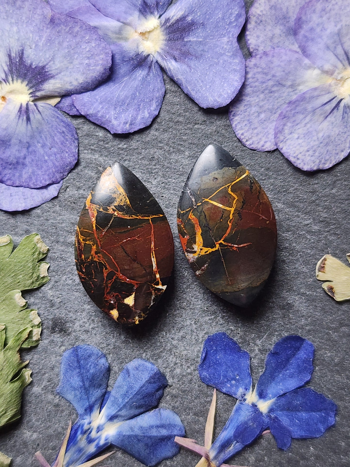 Iron buffalo pair