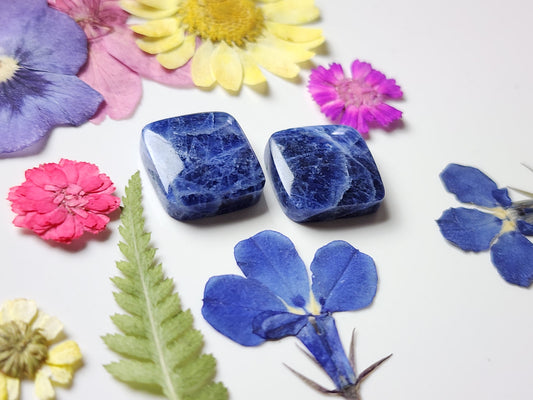 Sodalite pair