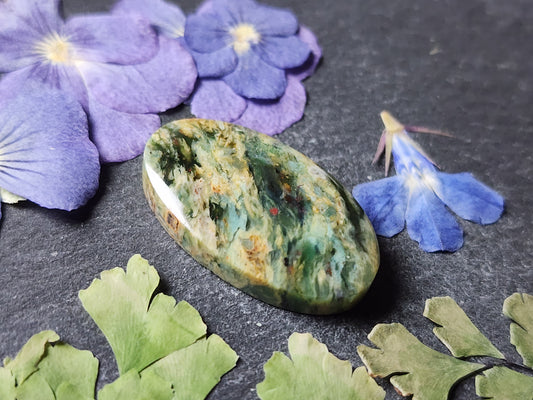 Clear Creek plasma agate